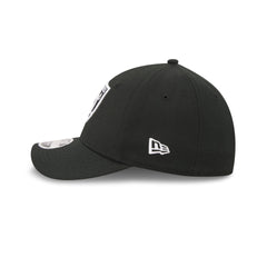 Las Vegas Raiders Poly Black & White 39THIRTY M-Crown Stretch Fit Hat