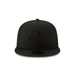 Tampa Bay Buccaneers Basic Black on Black 9FIFTY Snapback