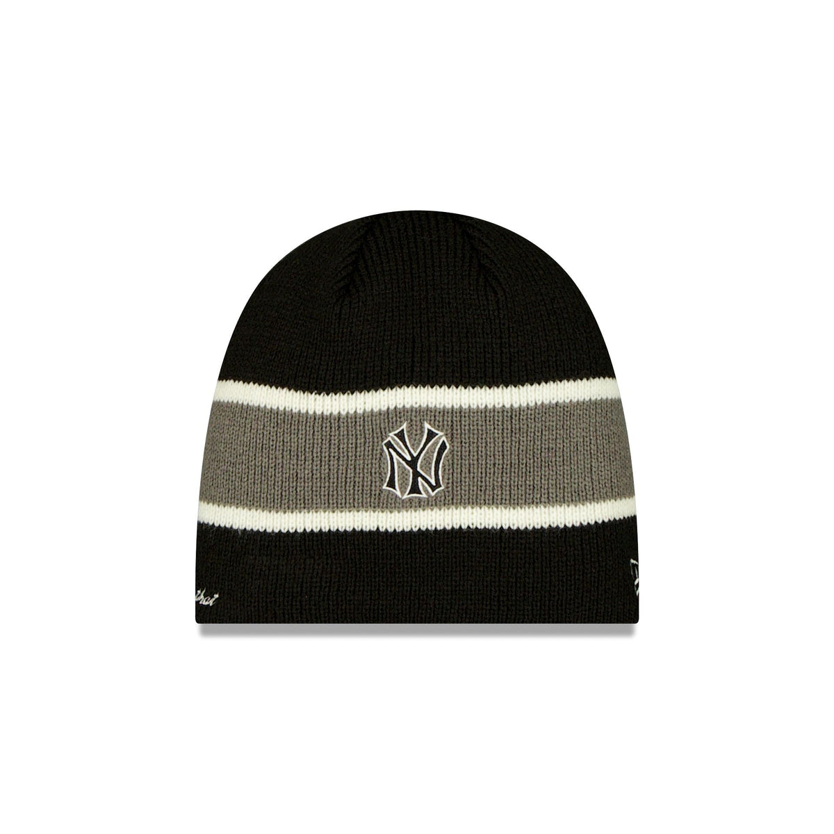 thisisneverthat® x New York Yankees Skull Knit Black Hat