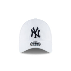 New York Yankees Core Classic White 9TWENTY Adjustable Hat