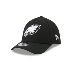 Philadelphia Eagles Poly Black & White 39THIRTY M-Crown A-Frame Stretch Fit Hat