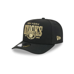 New York Knicks Gold Laurel Black 9FIFTY A-Frame Snapback Hat
