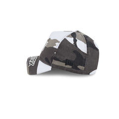 New York Knicks Washed Camo 9FORTY A-Frame Unstructured Cut-Off Visor Snapback Hat